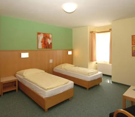 Hostel Austrian Sports Resort, Bsfz