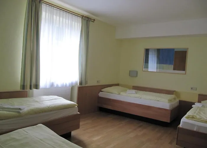 Hostal Austrian Sports Resort, Bsfz *