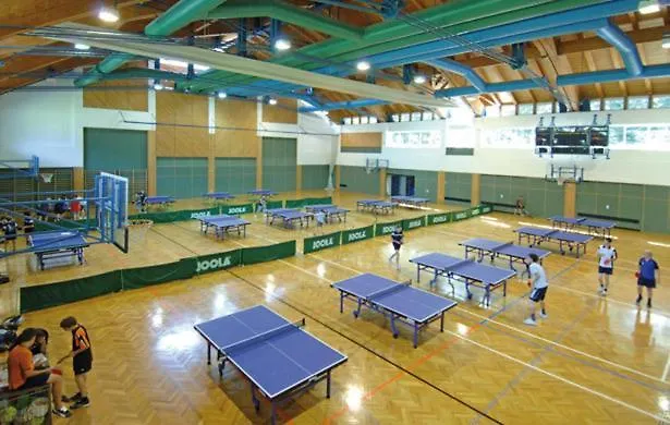 Austrian Sports Resort, Bsfz Hostal *