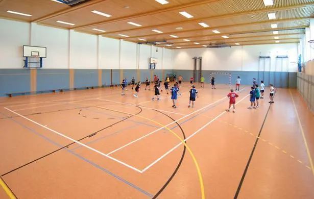 Austrian Sports Resort, Bsfz Hostal *