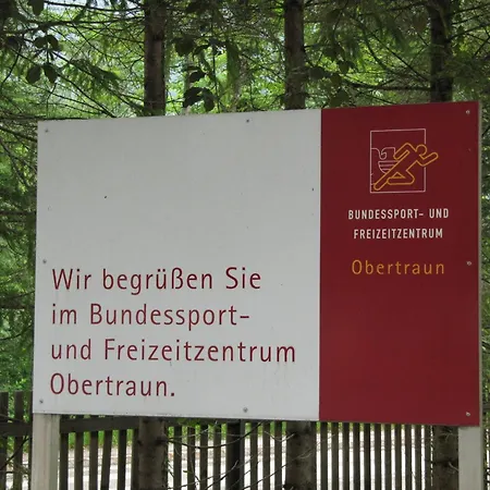 奥地利体育度假村，bsfz上特劳恩